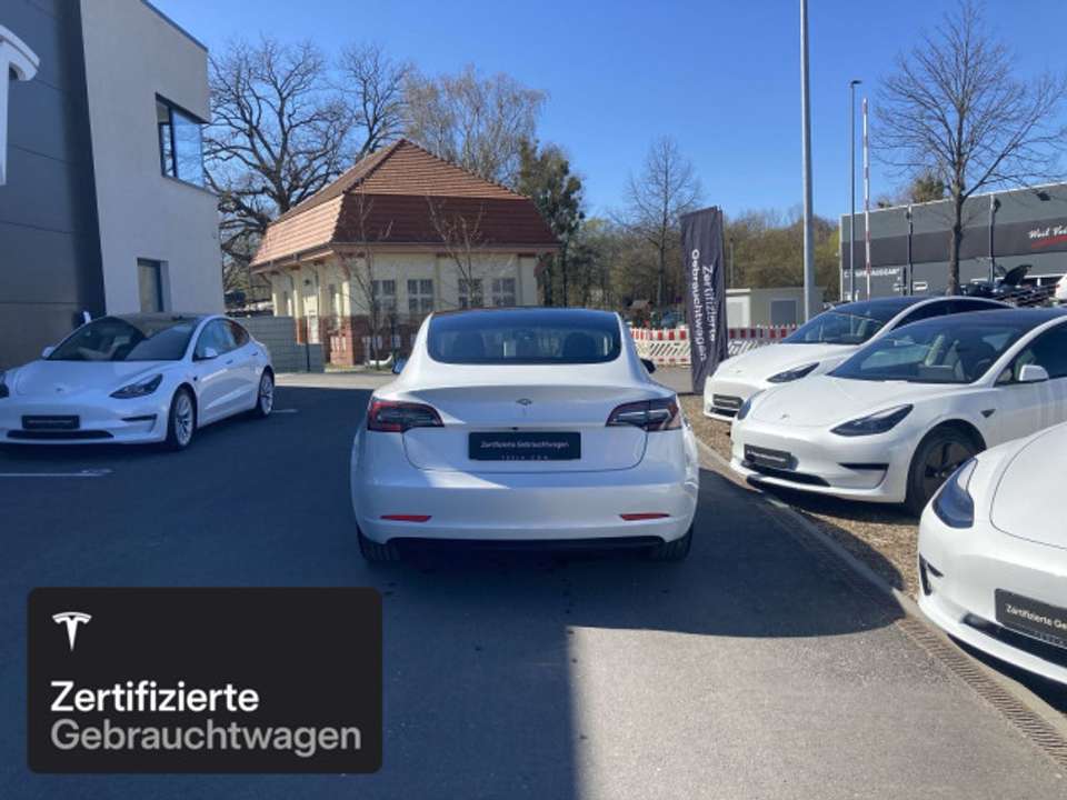 Tesla Model 3 - Imagem 6
