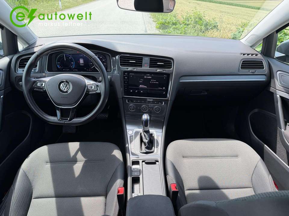 Volkswagen e-Golf - Imagem 10