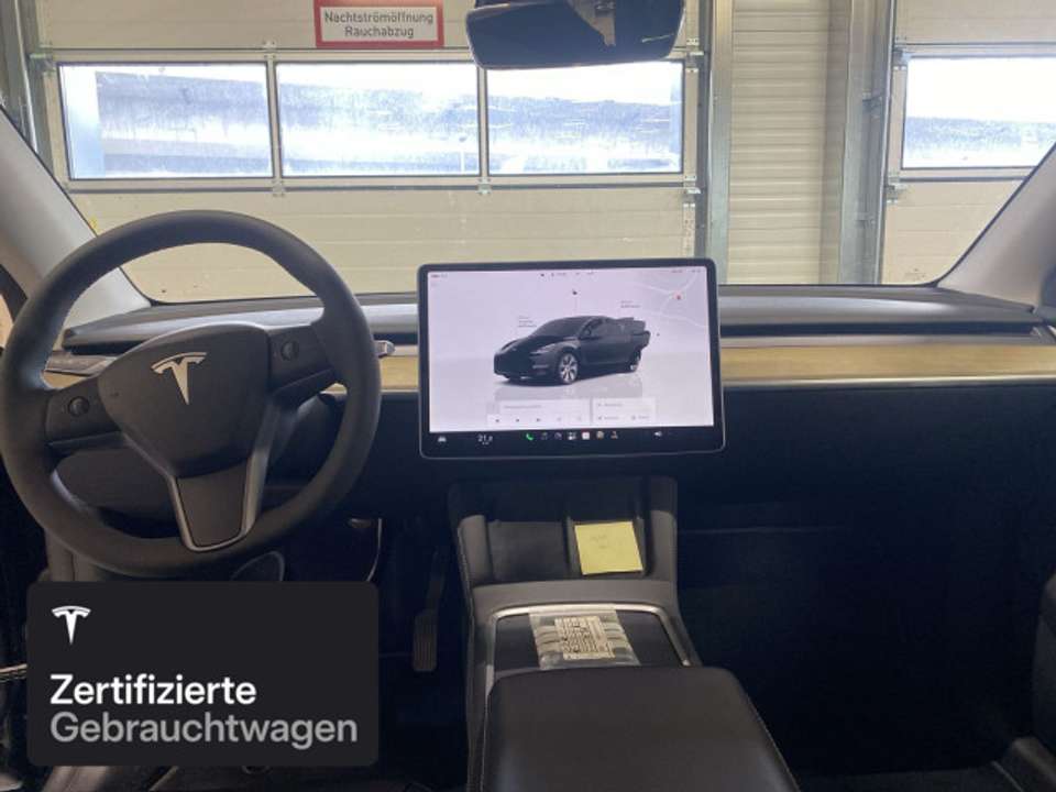 Tesla Model Y - Imagem 14