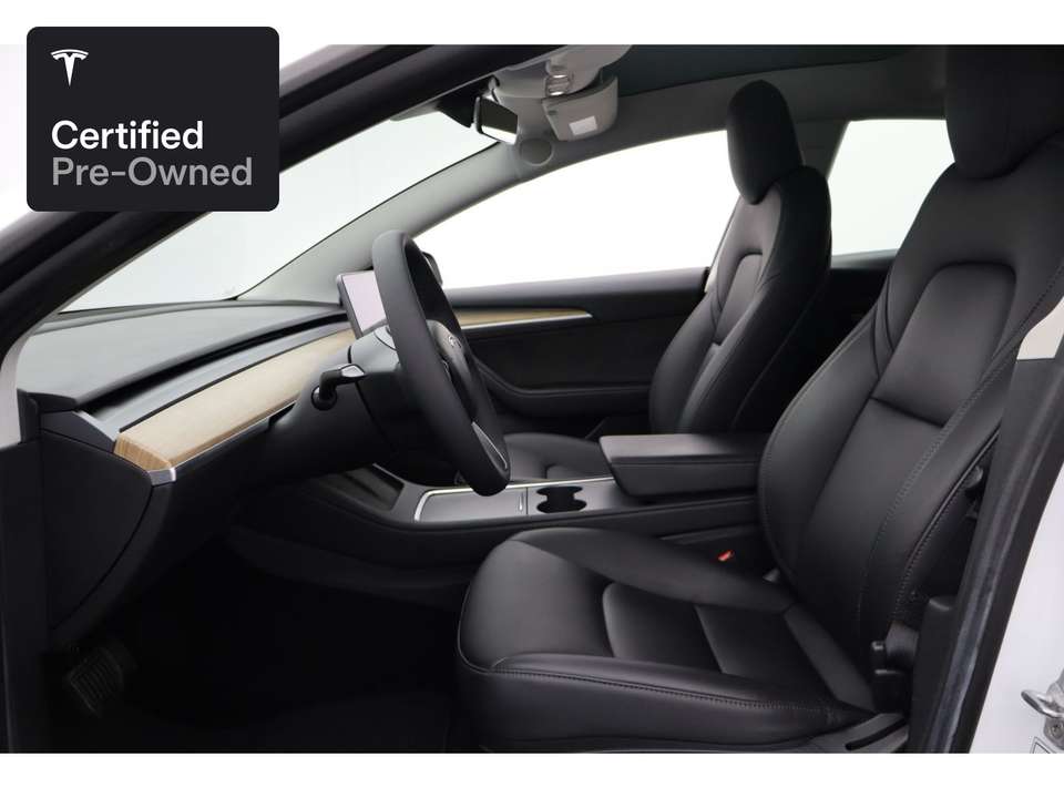 Tesla Model 3 - Imagem 11