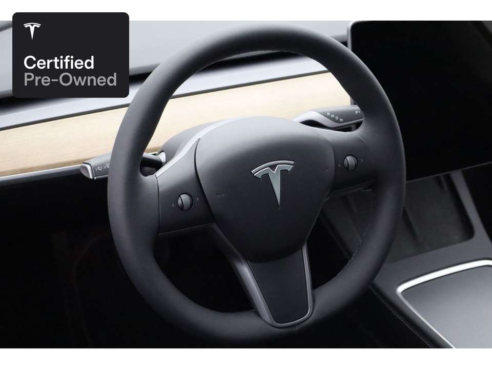Tesla Model 3 - Imagem 15