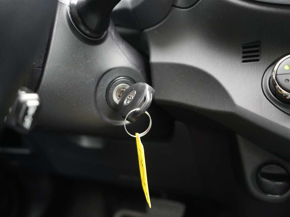 Toyota Yaris - Imagem 4