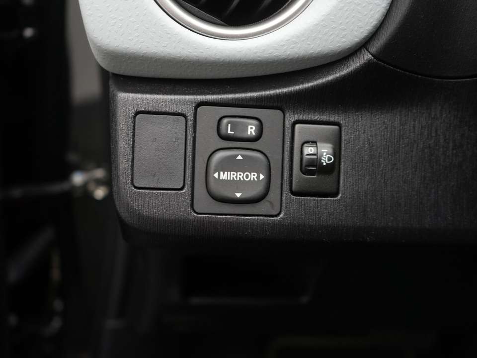 Toyota Yaris - Imagem 8