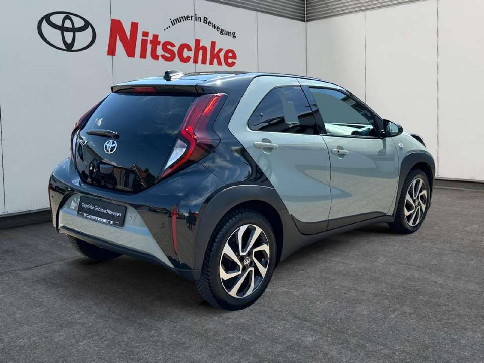 Toyota Aygo X - Imagem 5