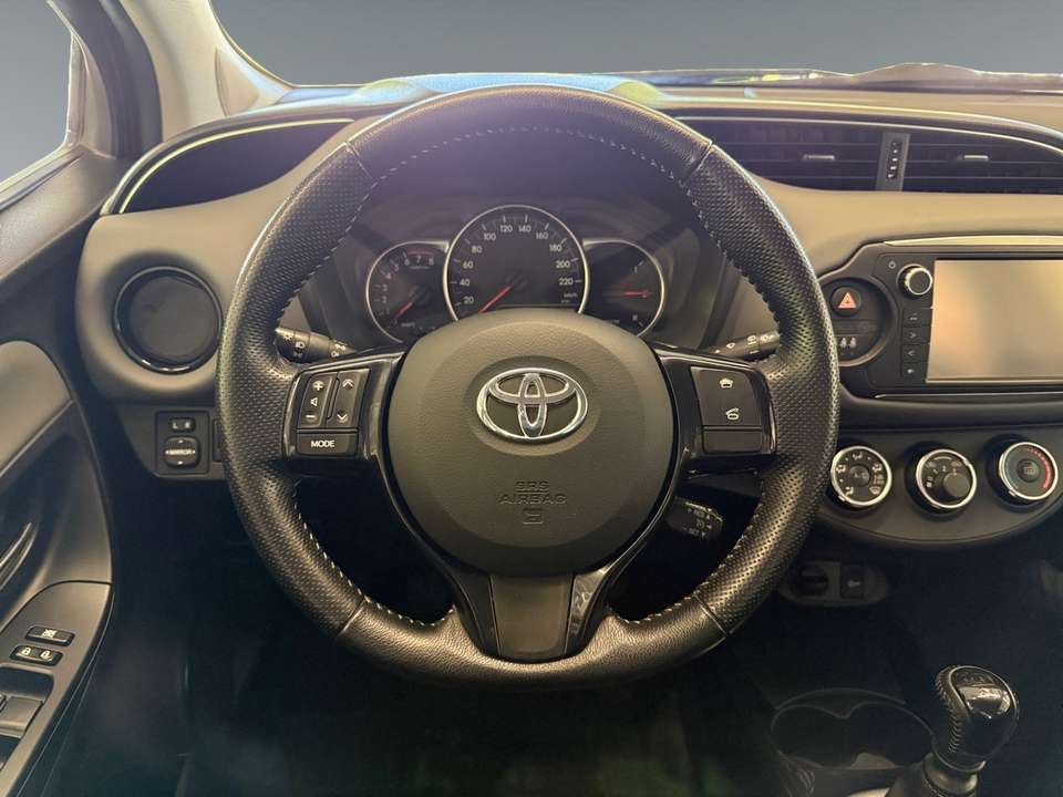 Toyota Yaris - Imagem 13