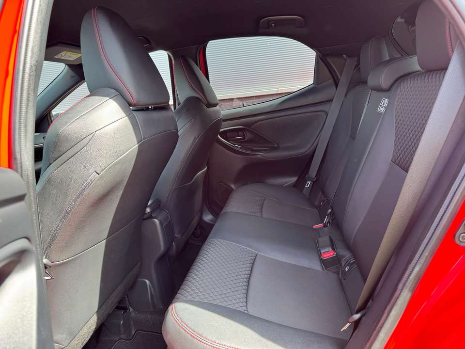 Toyota Yaris - Imagem 6