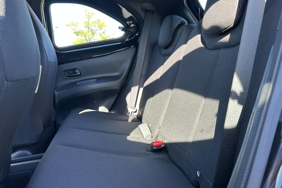 Toyota Aygo X - Imagem 9