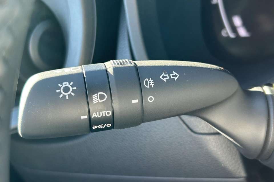 Toyota Aygo X - Imagem 12