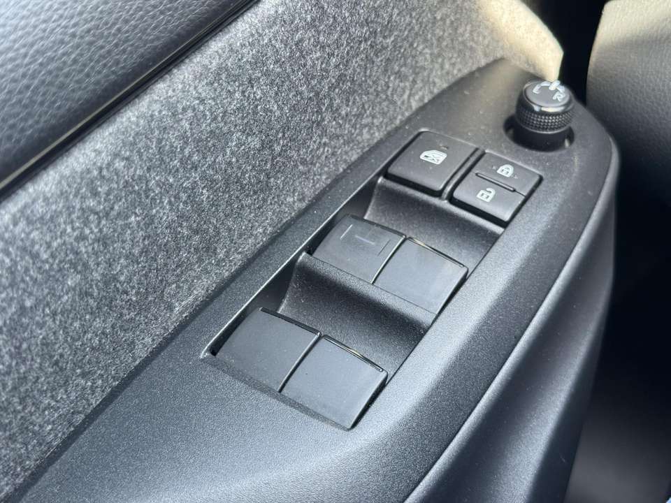 Toyota Yaris - Imagem 8