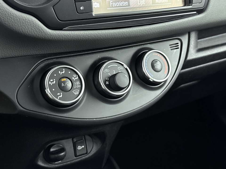 Toyota Yaris - Imagem 10
