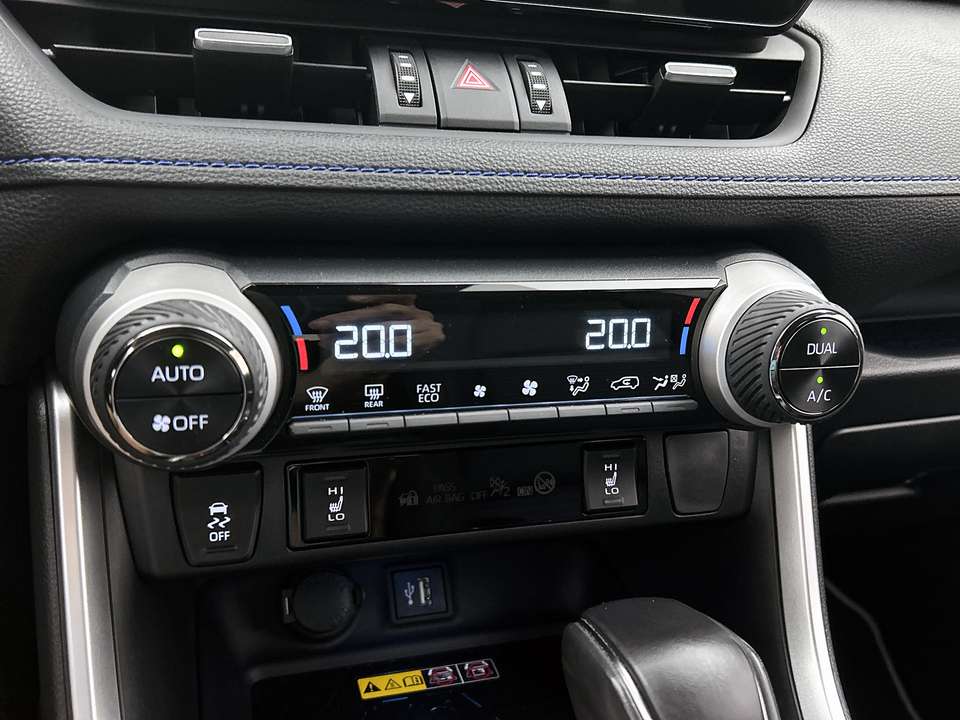 Toyota RAV 4 - Imagem 13