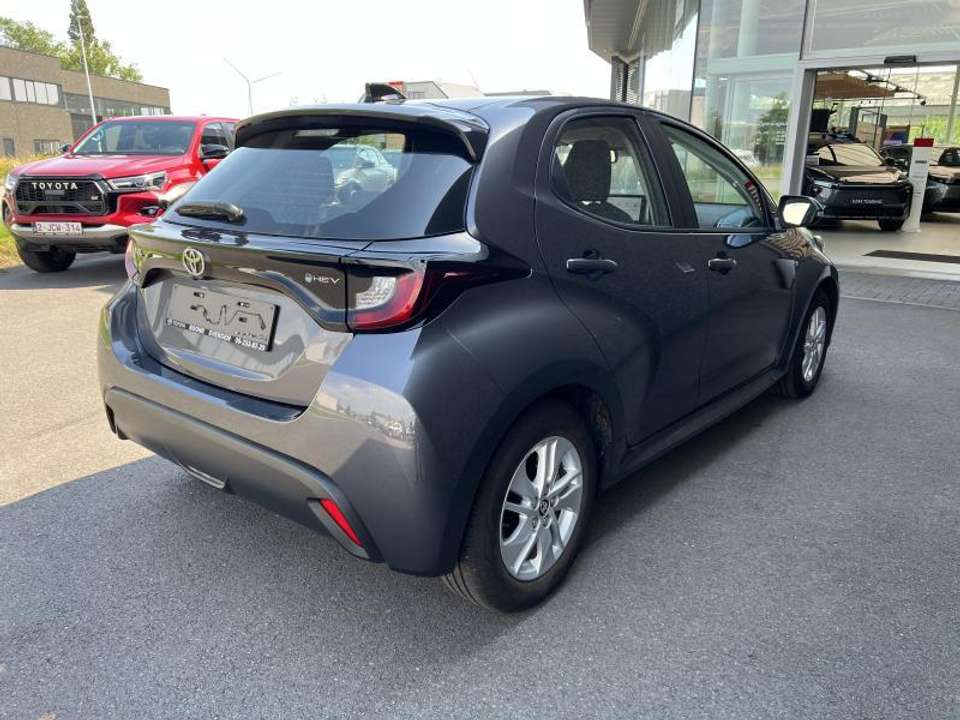 Toyota Yaris - Imagem 7