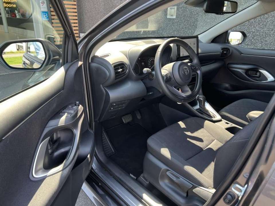 Toyota Yaris - Imagem 8