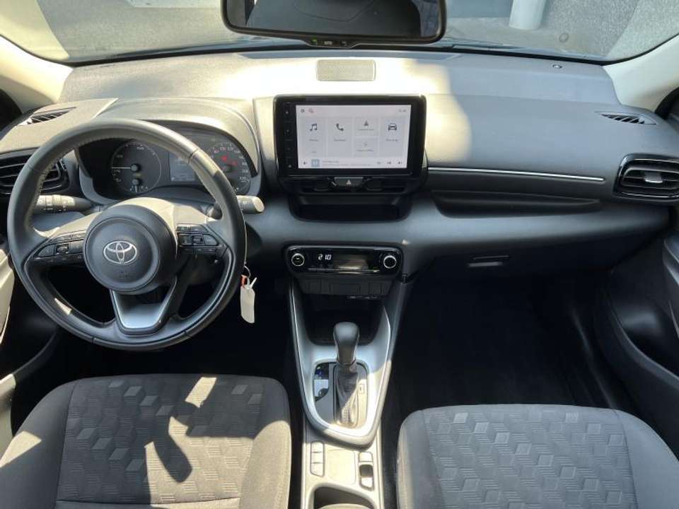 Toyota Yaris - Imagem 12