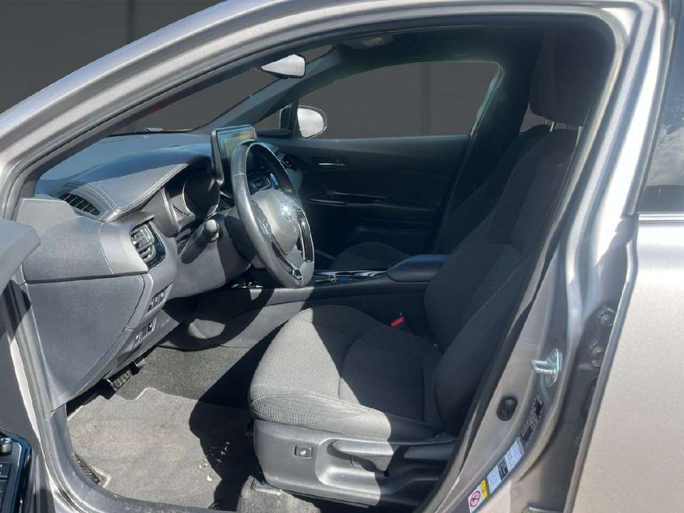 Toyota C-HR - Imagem 12