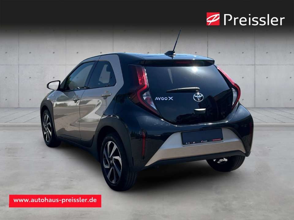 Toyota Aygo X - Imagem 2
