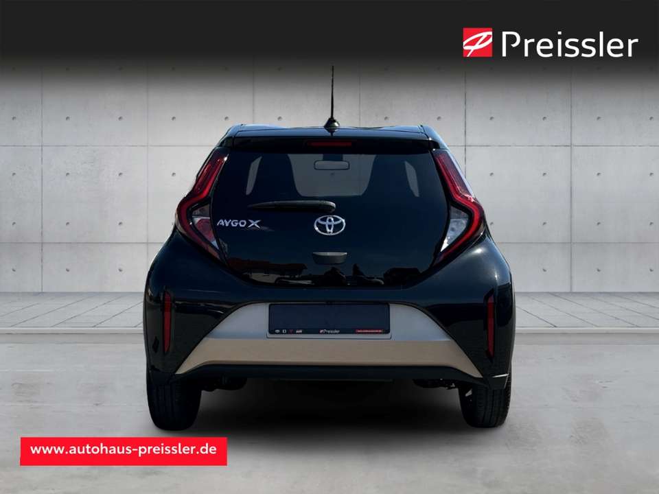 Toyota Aygo X - Imagem 7