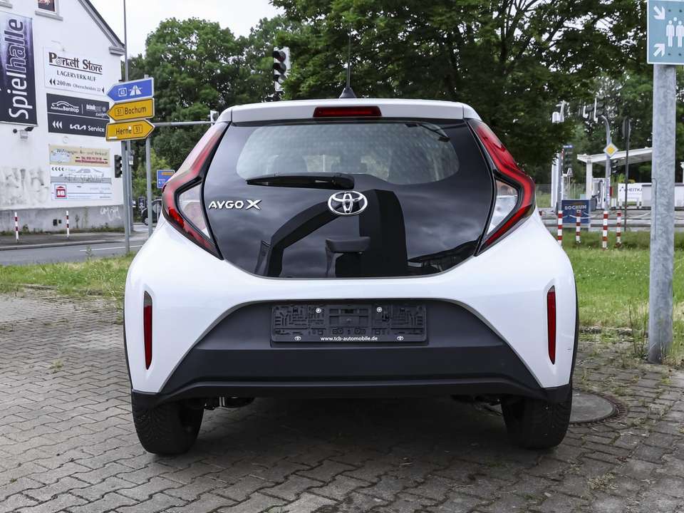 Toyota Aygo X - Imagem 4
