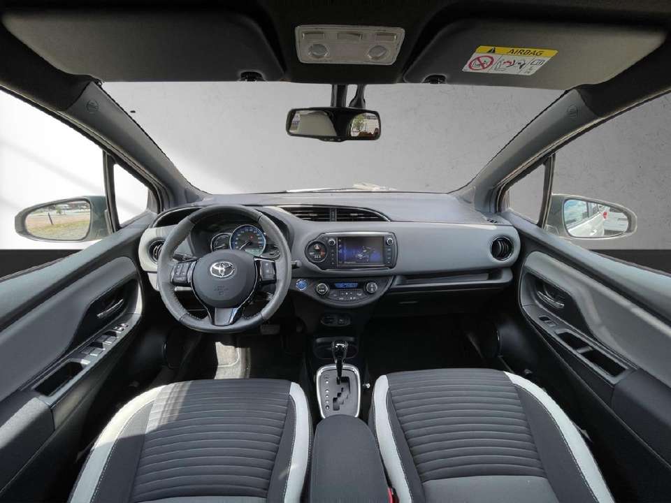 Toyota Yaris - Imagem 9
