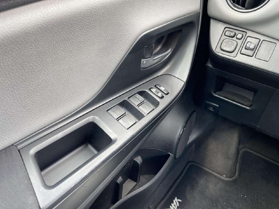Toyota Yaris - Imagem 14