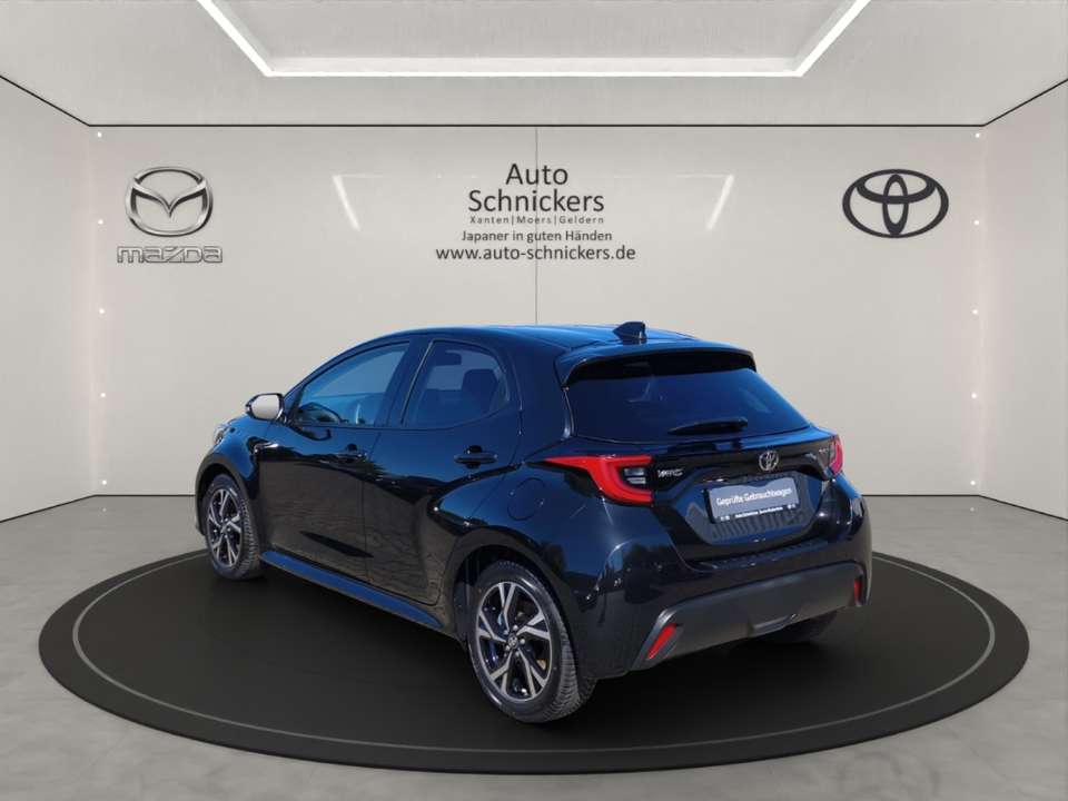 Toyota Yaris - Imagem 3