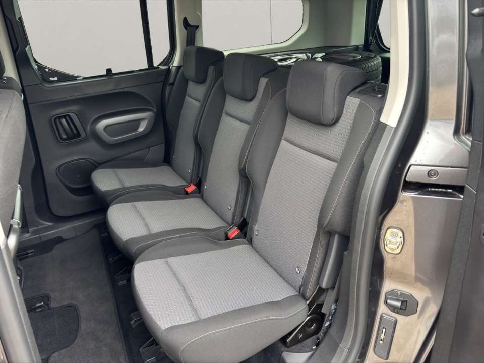 Toyota Proace City - Imagem 10