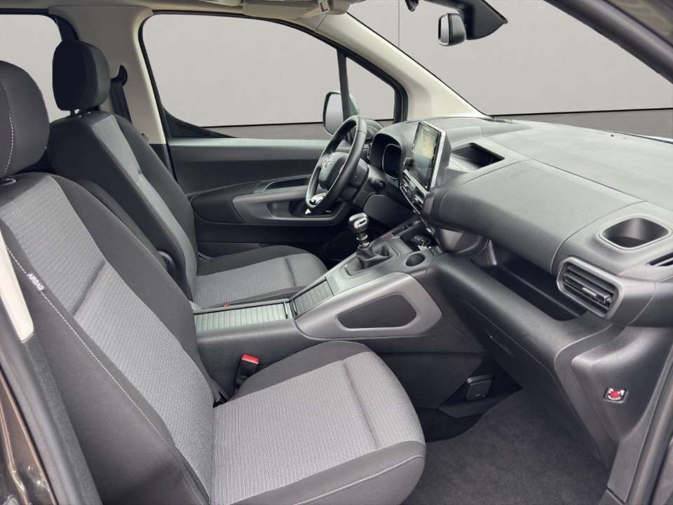 Toyota Proace City - Imagem 12