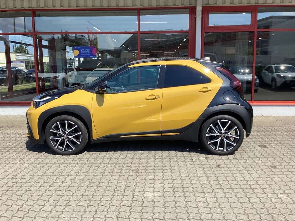 Car picture 2