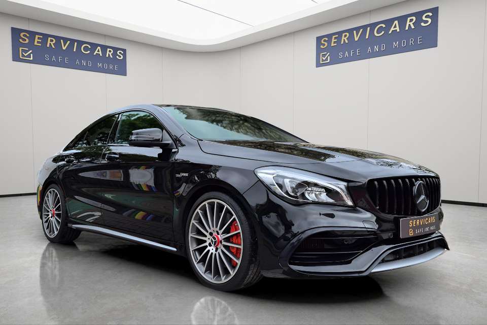 Mercedes-Benz CLA 45 AMG - Imagem 4