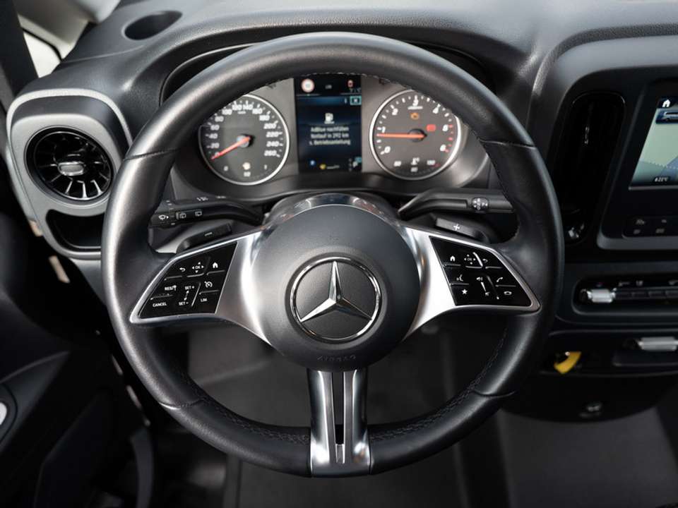 Mercedes-Benz Vito - Imagem 8