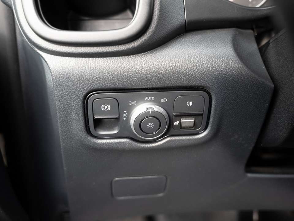Mercedes-Benz Vito - Imagem 14