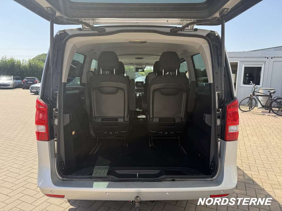 Mercedes-Benz V 220 - Imagem 10
