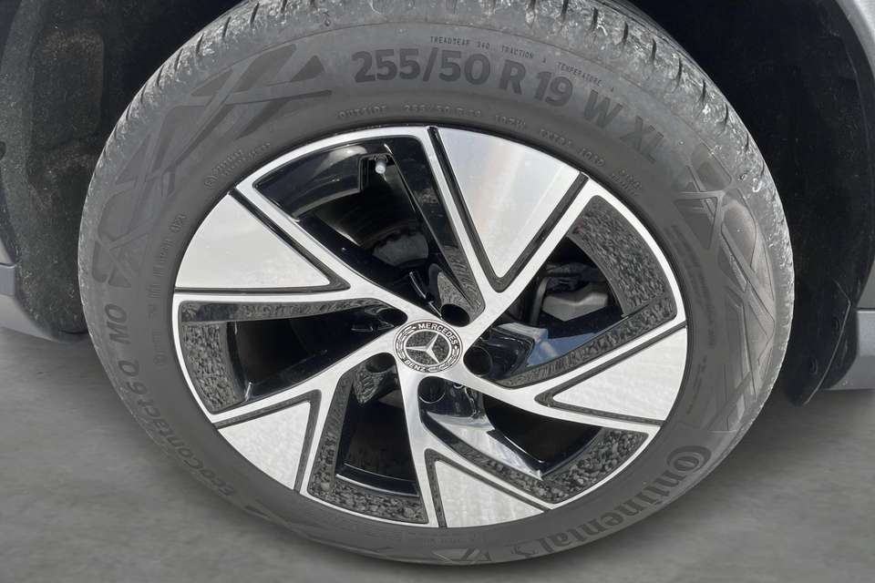 Mercedes-Benz GLC 300 - Imagem 8