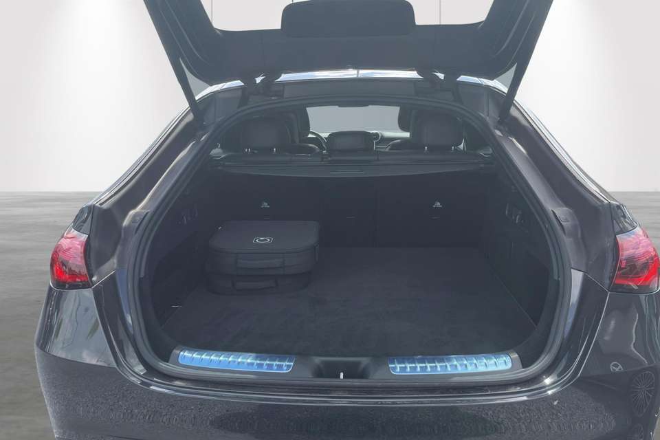Mercedes-Benz GLC 300 - Imagem 10