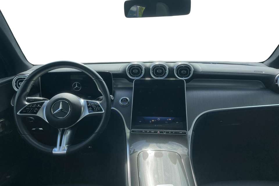 Mercedes-Benz GLC 300 - Imagem 12