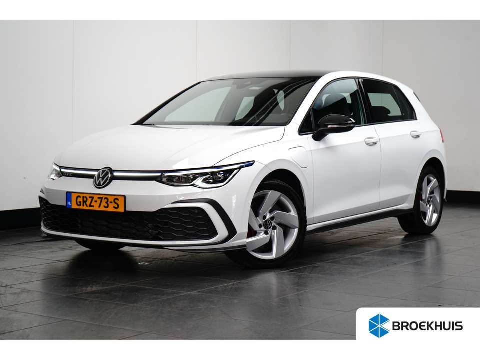 Volkswagen Golf GTE - Imagem 1