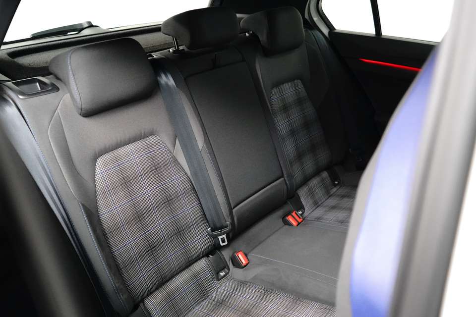 Volkswagen Golf GTE - Imagem 8
