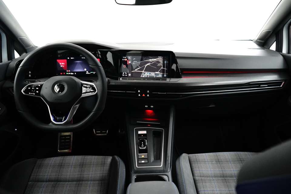 Volkswagen Golf GTE - Imagem 9