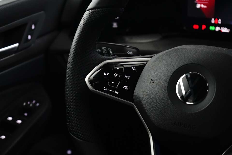 Volkswagen Golf GTE - Imagem 11