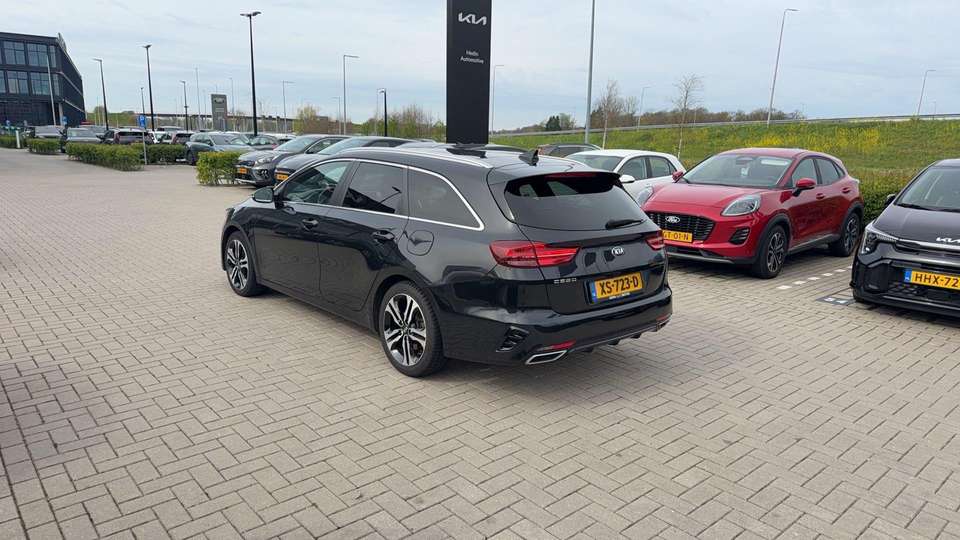 Kia Ceed SW / cee'd SW - Imagem 2