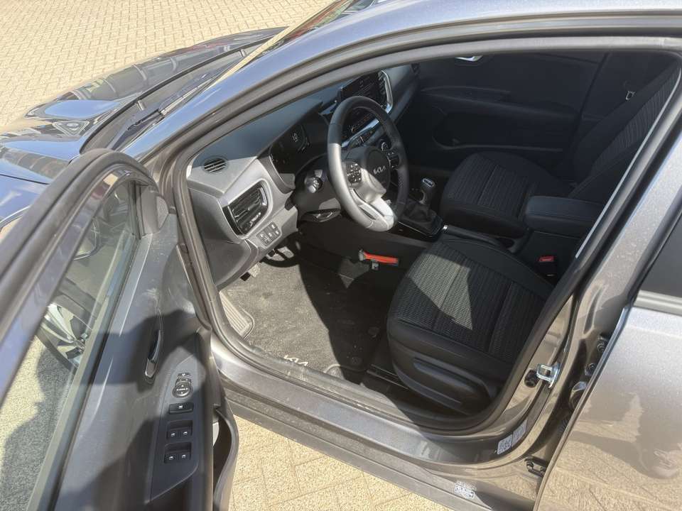 Kia Stonic - Imagem 10