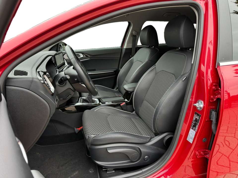 Kia Ceed SW / cee'd SW - Imagem 11
