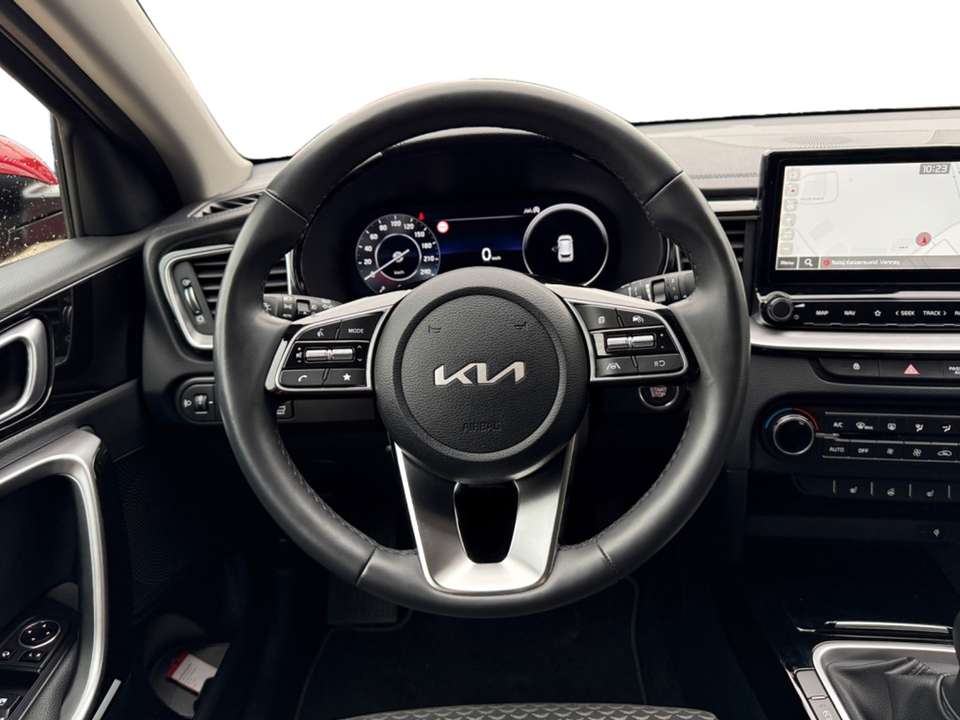 Kia Ceed SW / cee'd SW - Imagem 12