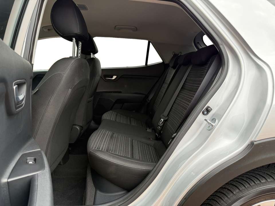 Kia Stonic - Imagem 13