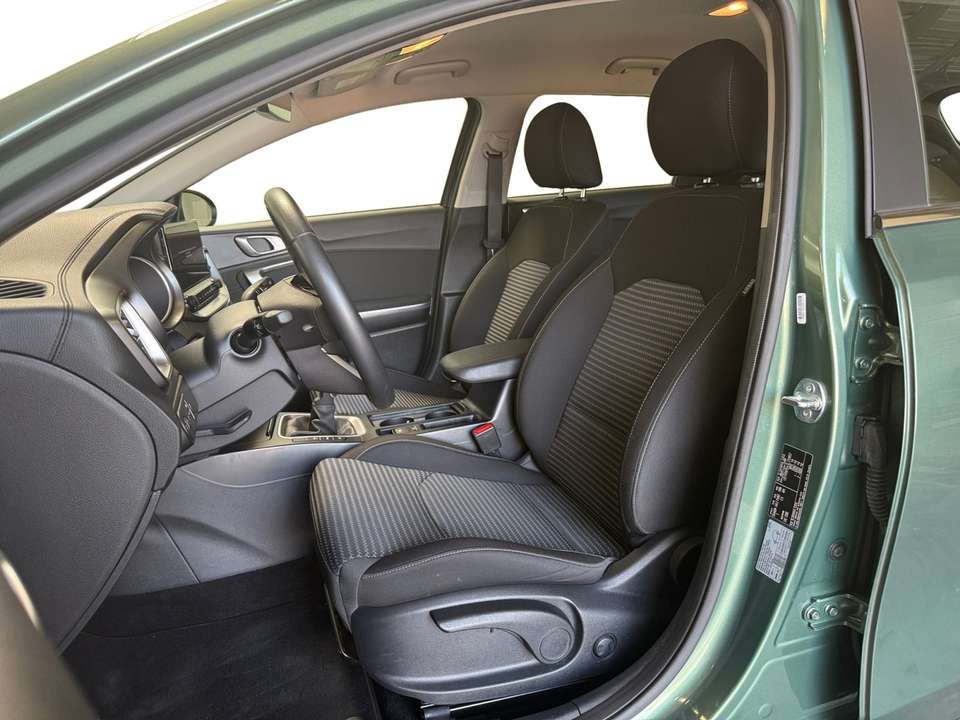 Kia Ceed SW / cee'd SW - Imagem 11