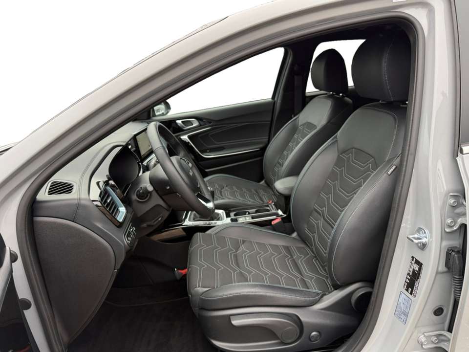Kia Ceed / cee'd - Imagem 12