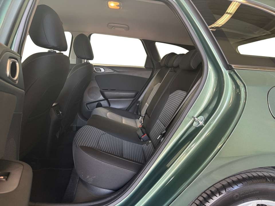 Kia Ceed SW / cee'd SW - Imagem 13