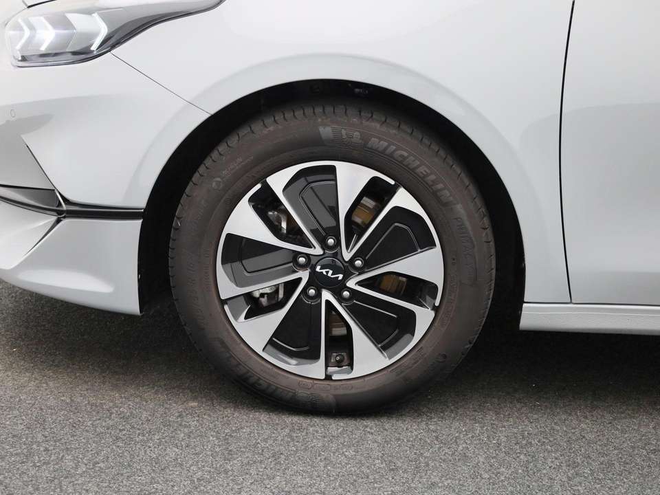 Kia Ceed SW / cee'd SW - Imagem 12