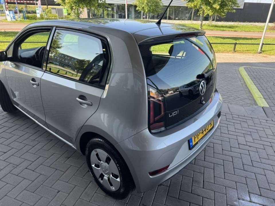 Volkswagen up! - Imagem 19
