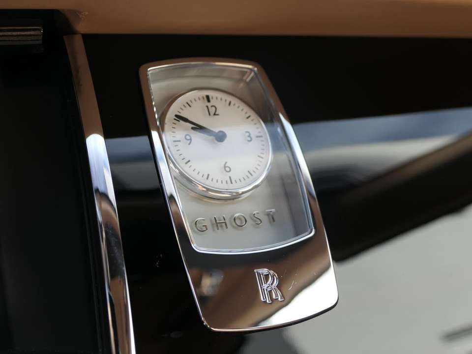 Rolls-Royce Ghost - Imagem 8